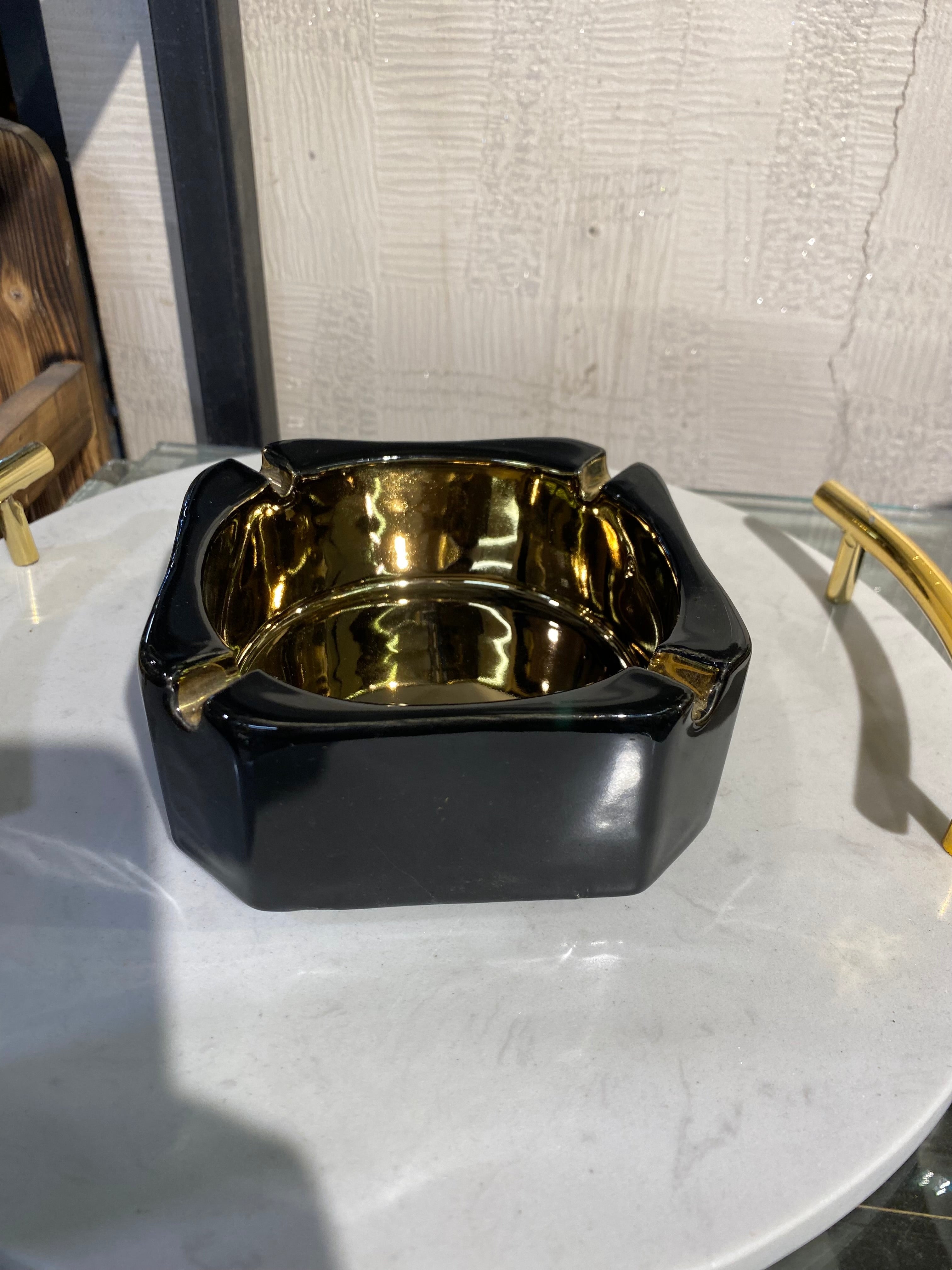 Luxury Ashtrays square