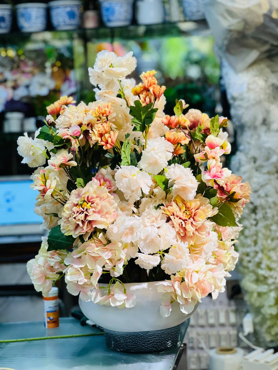 Floral Table arrangement