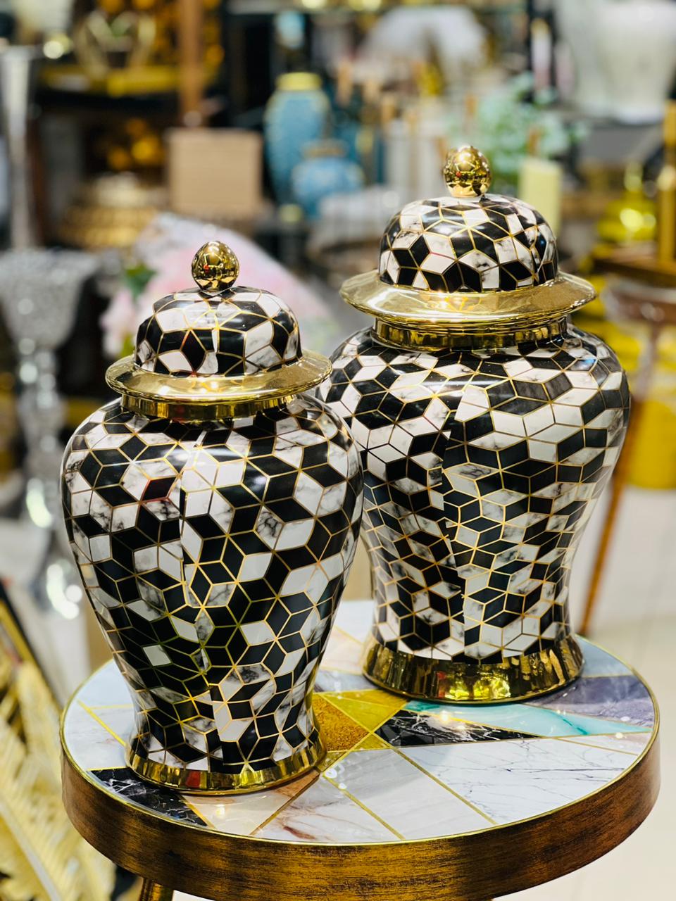 Luxe Ceramic Urns