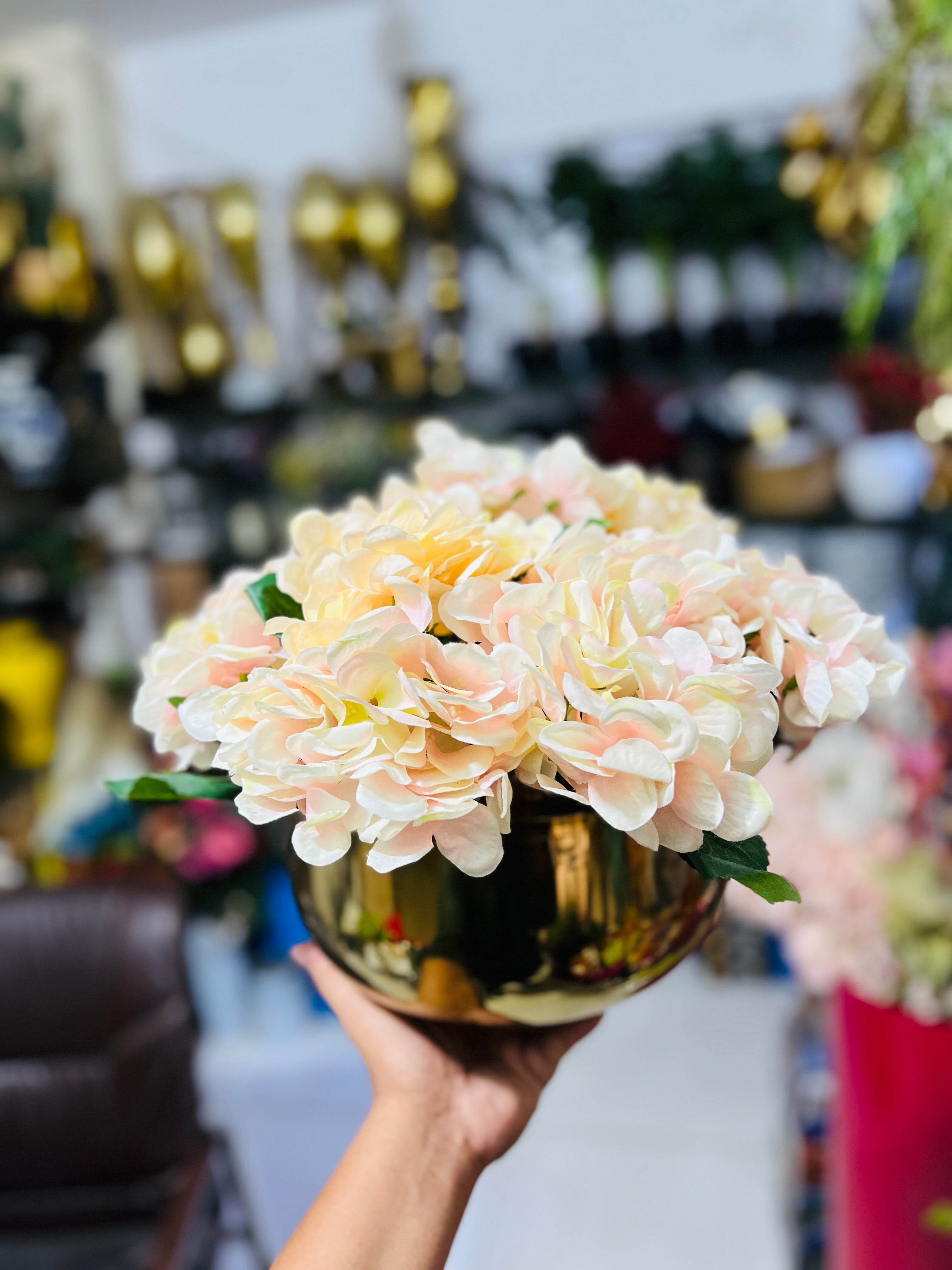 Elegant floral bowl