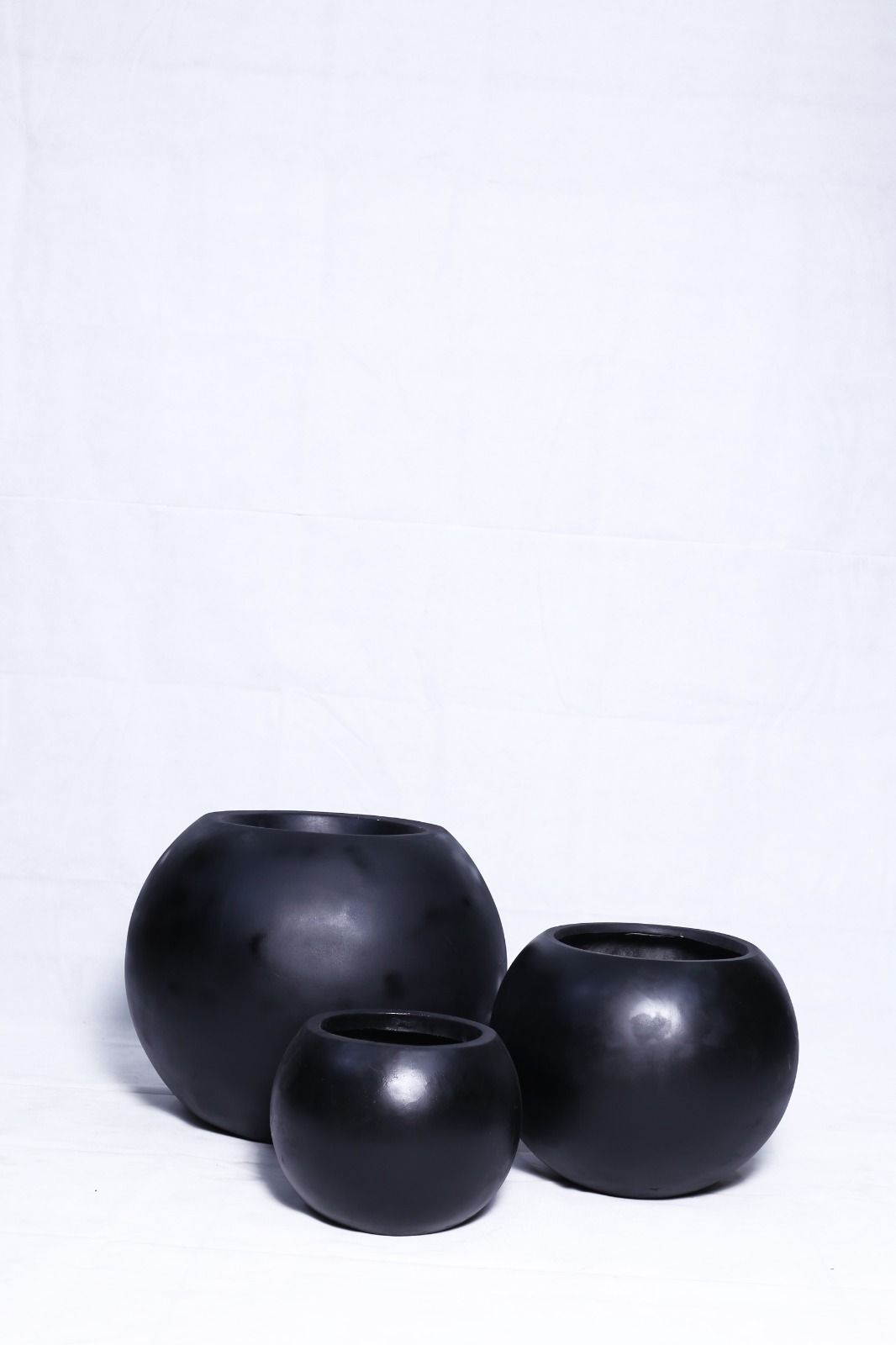 Sphere fiber planters